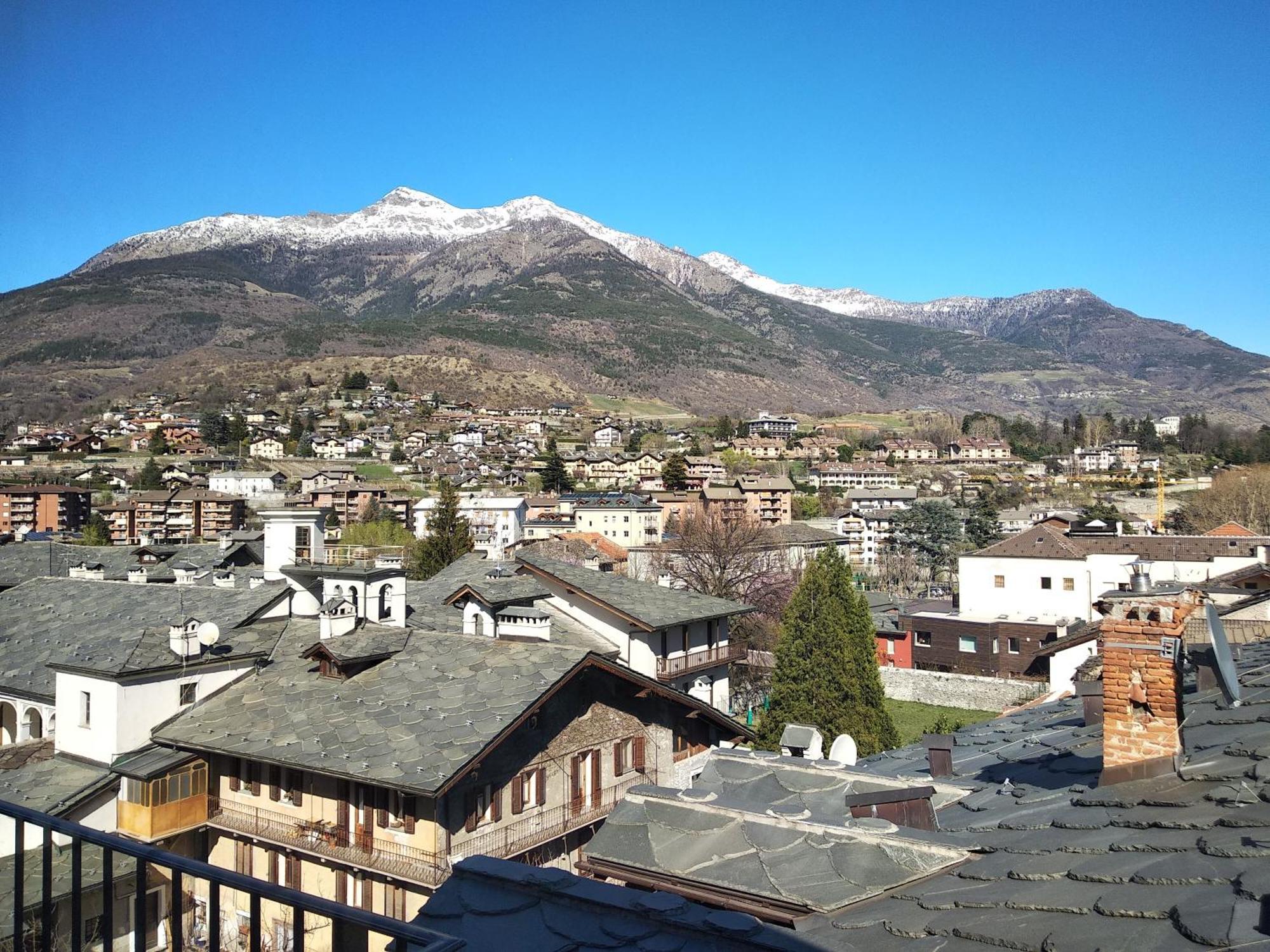 Maison Soleil - In Mansarda - Affitti Brevi Italia Aosta Exterior foto